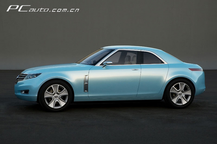 ծa Nissan Foria DƬ D 